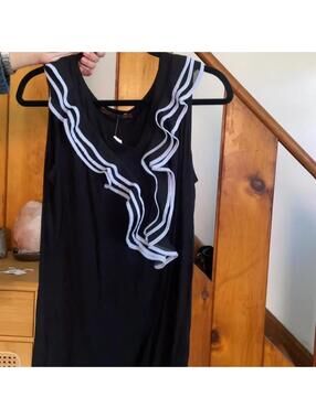 Belldini black tank top with white ruffles size 1X
